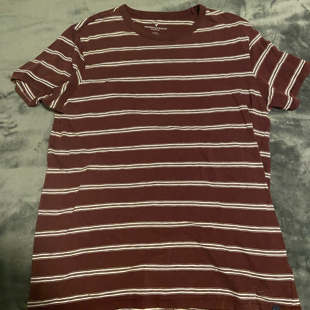 American Eagle short sleeve tee